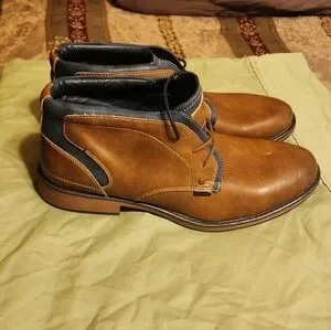 Izod | Shoes | Izod Mens Tan And Black Chukka Boots | Poshmark display picture 2